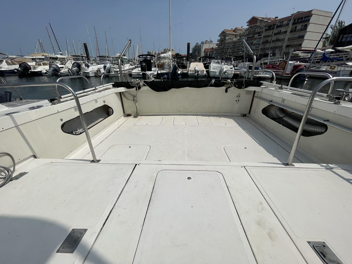 Bertram 28 Flybridge · 1975 à vendre – Autre zone — photo 6