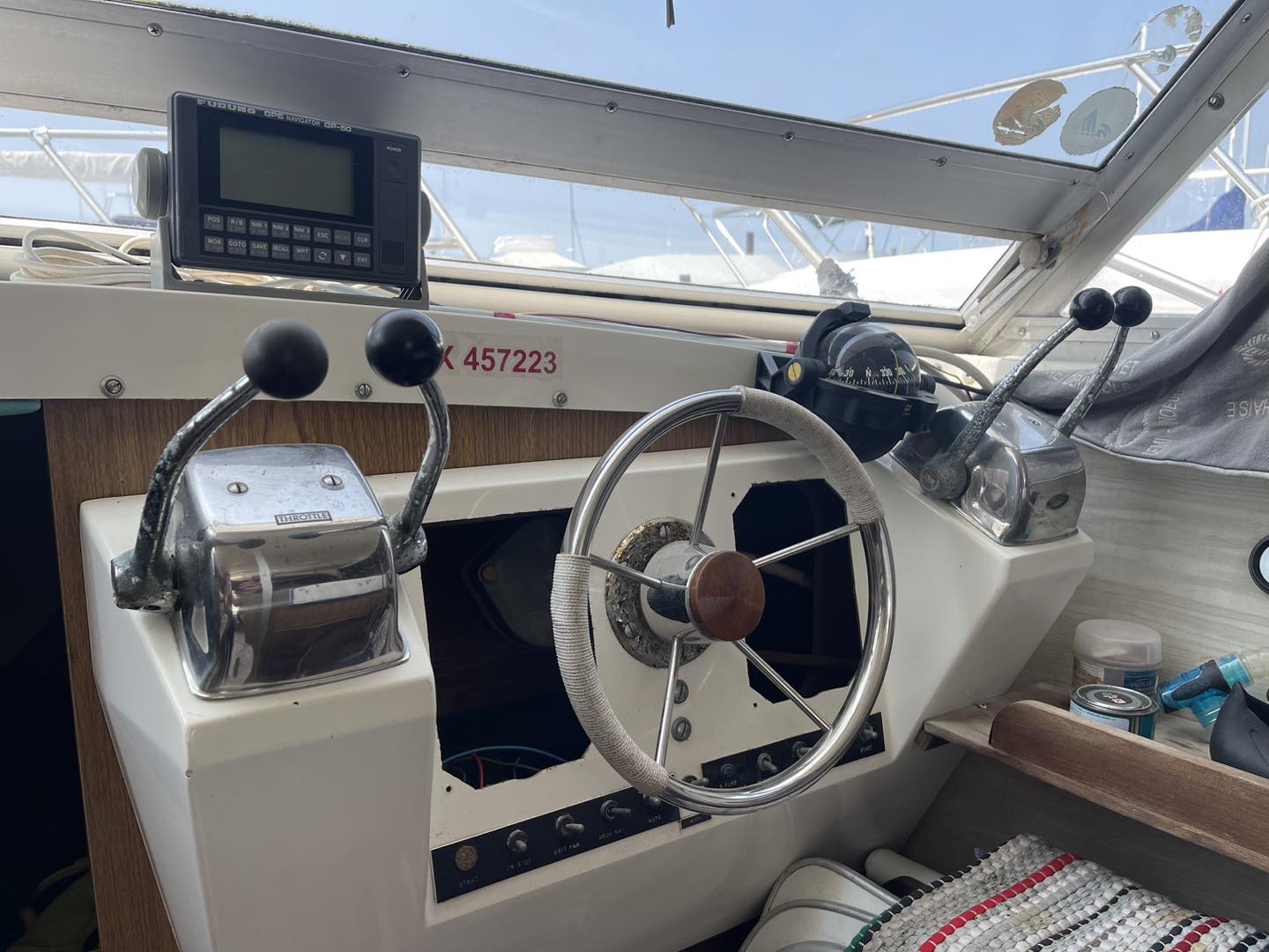 Bertram 28 Flybridge · 1975 à vendre – Autre zone — photo 7
