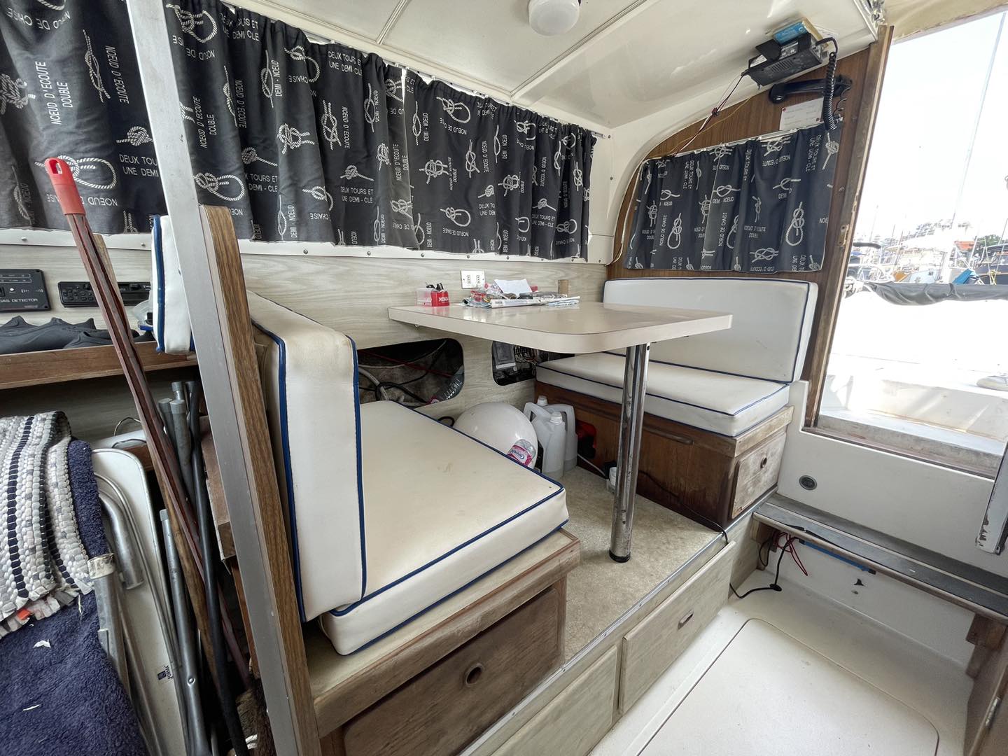 Bertram 28 Flybridge · 1975 à vendre – Autre zone — photo 8