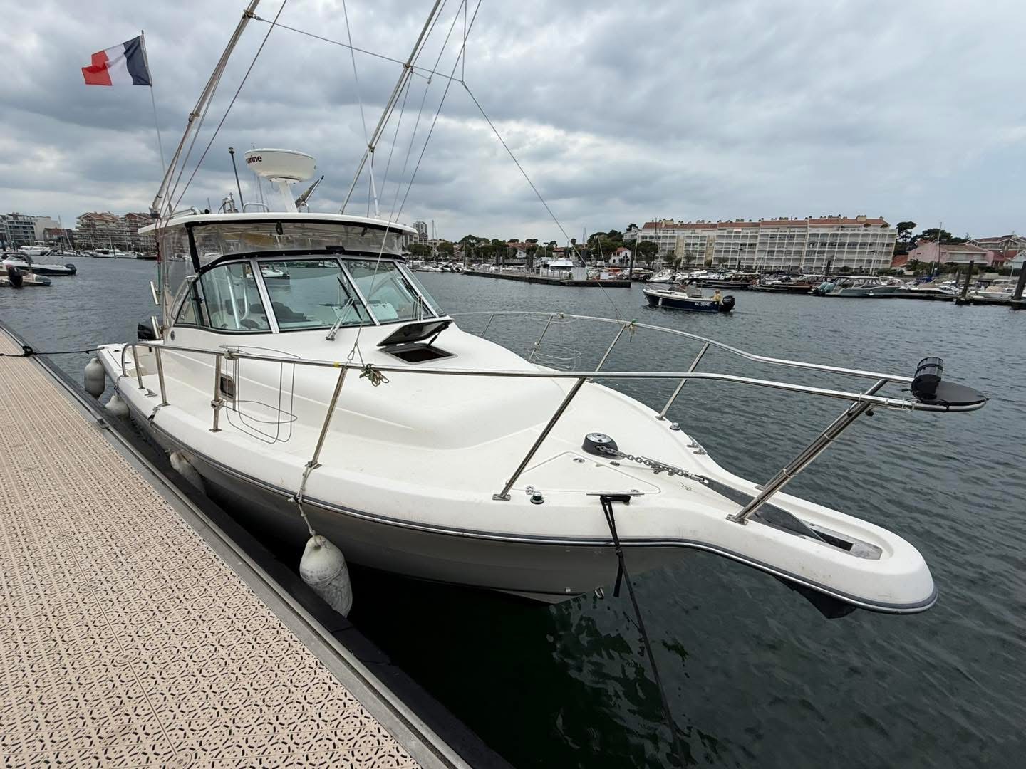 Pursuit Boats OS 305 · 2007 for sale in Other area — photo 1