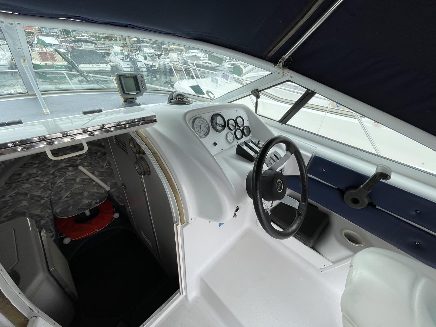 Chris Craft Crowne 262 · 1992 zu verkaufen – Andere Region — Foto 5