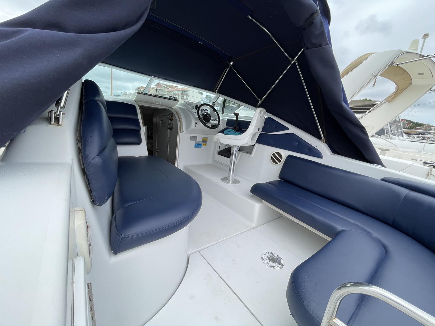 Chris Craft Crowne 262 · 1992 zu verkaufen – Andere Region — Foto 8