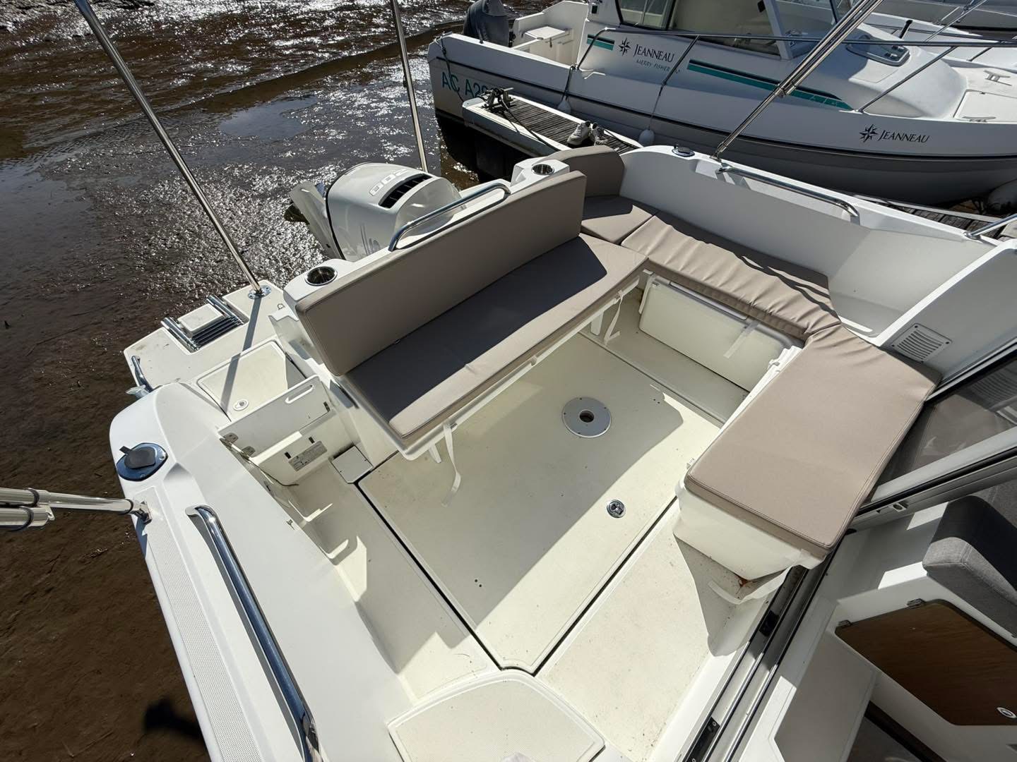Beneteau Antares 8 OB · 2018 in vendita in Altra zona — foto 8