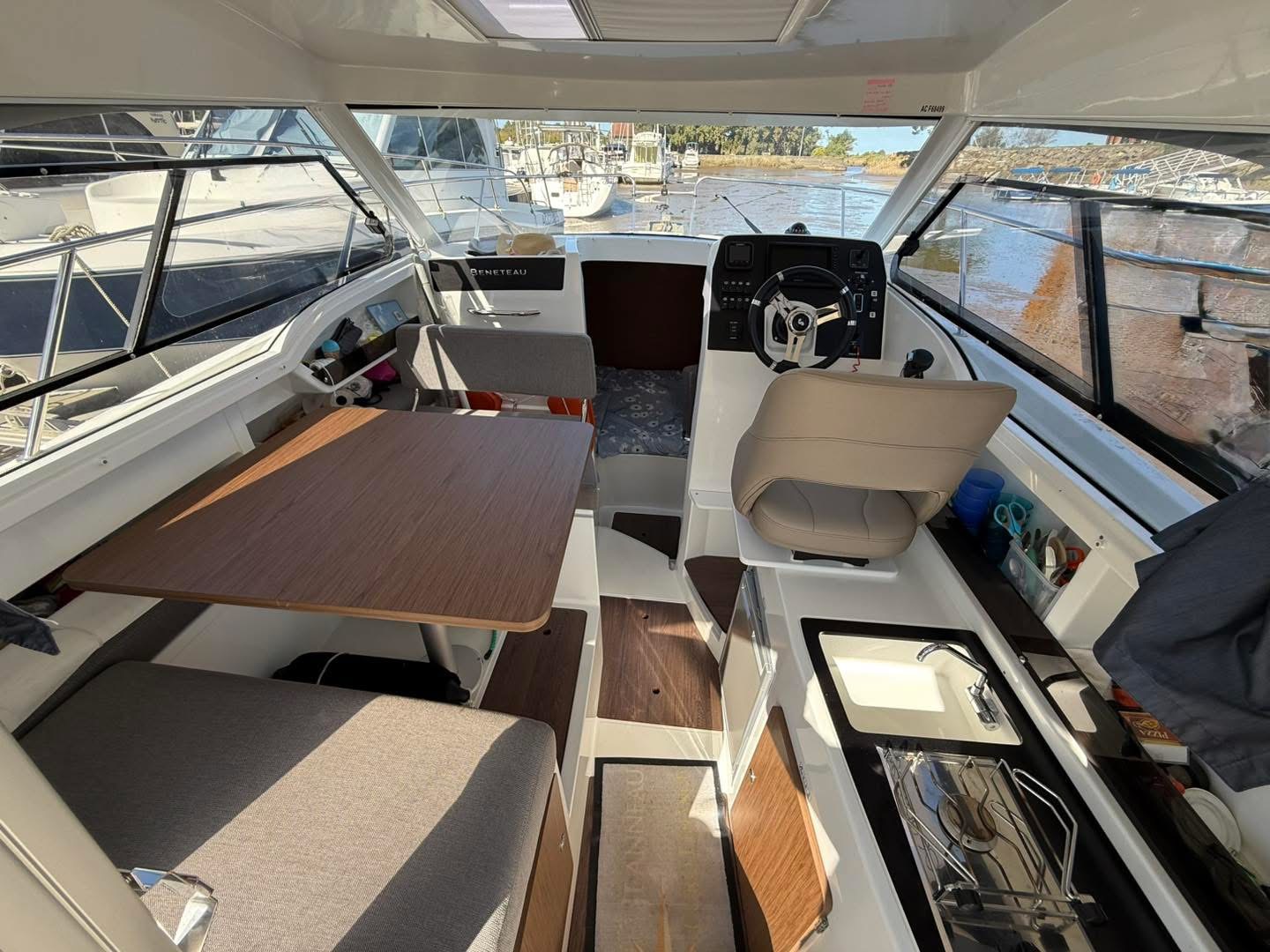 Beneteau Antares 8 OB · 2018 in vendita in Altra zona — foto 9