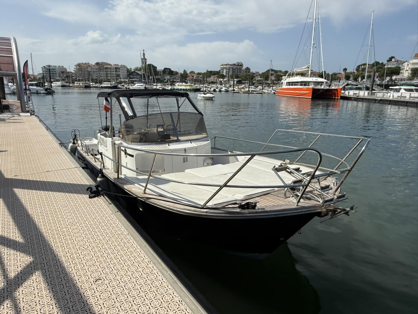 Beacher V9 · 2004 en venta en Otra zona — foto 1
