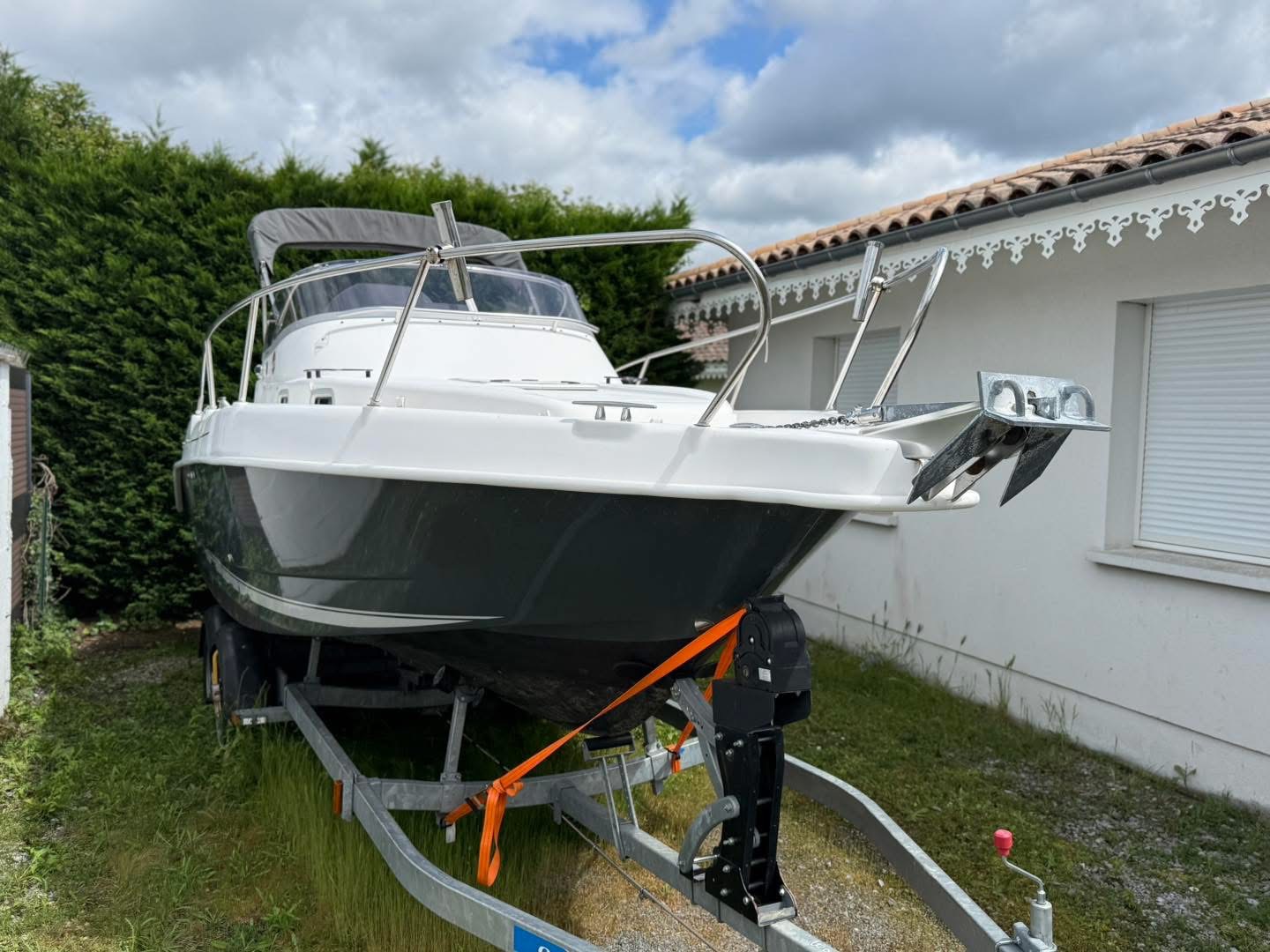 B2 marine 752 Cap ferret Day Cruiser · 2018 zu verkaufen – Andere Region — Foto 2