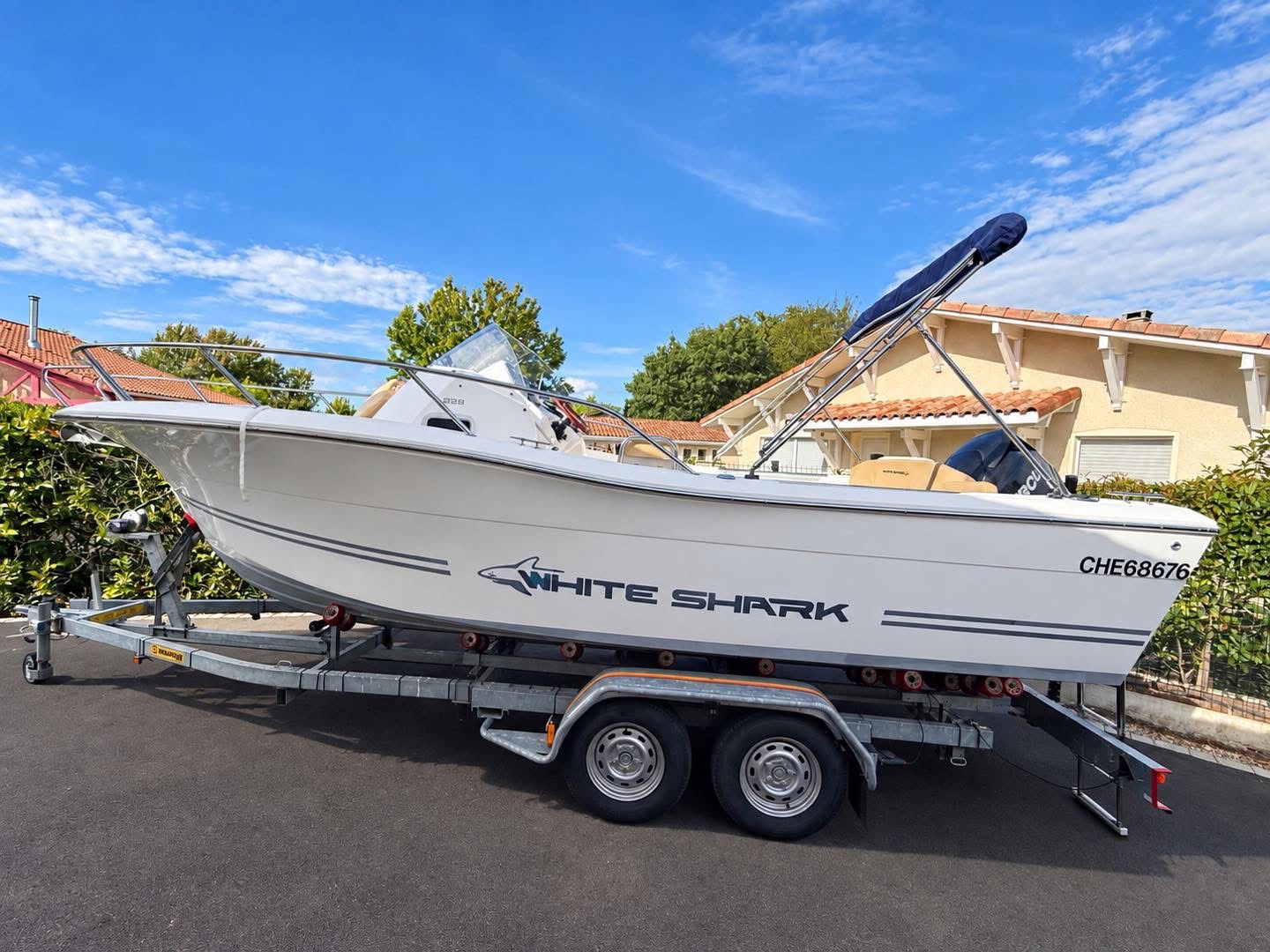 Kelt Marine White Shark 228 · 2011 in vendita in Altra zona — foto 1