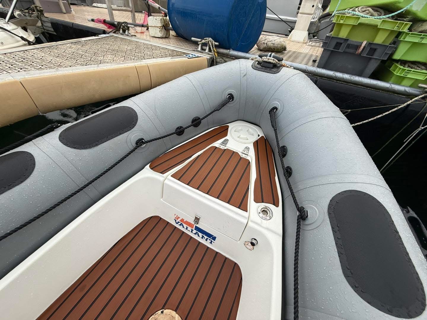 Valiant Vanguard 520 · 2006 for sale in Other area — photo 4