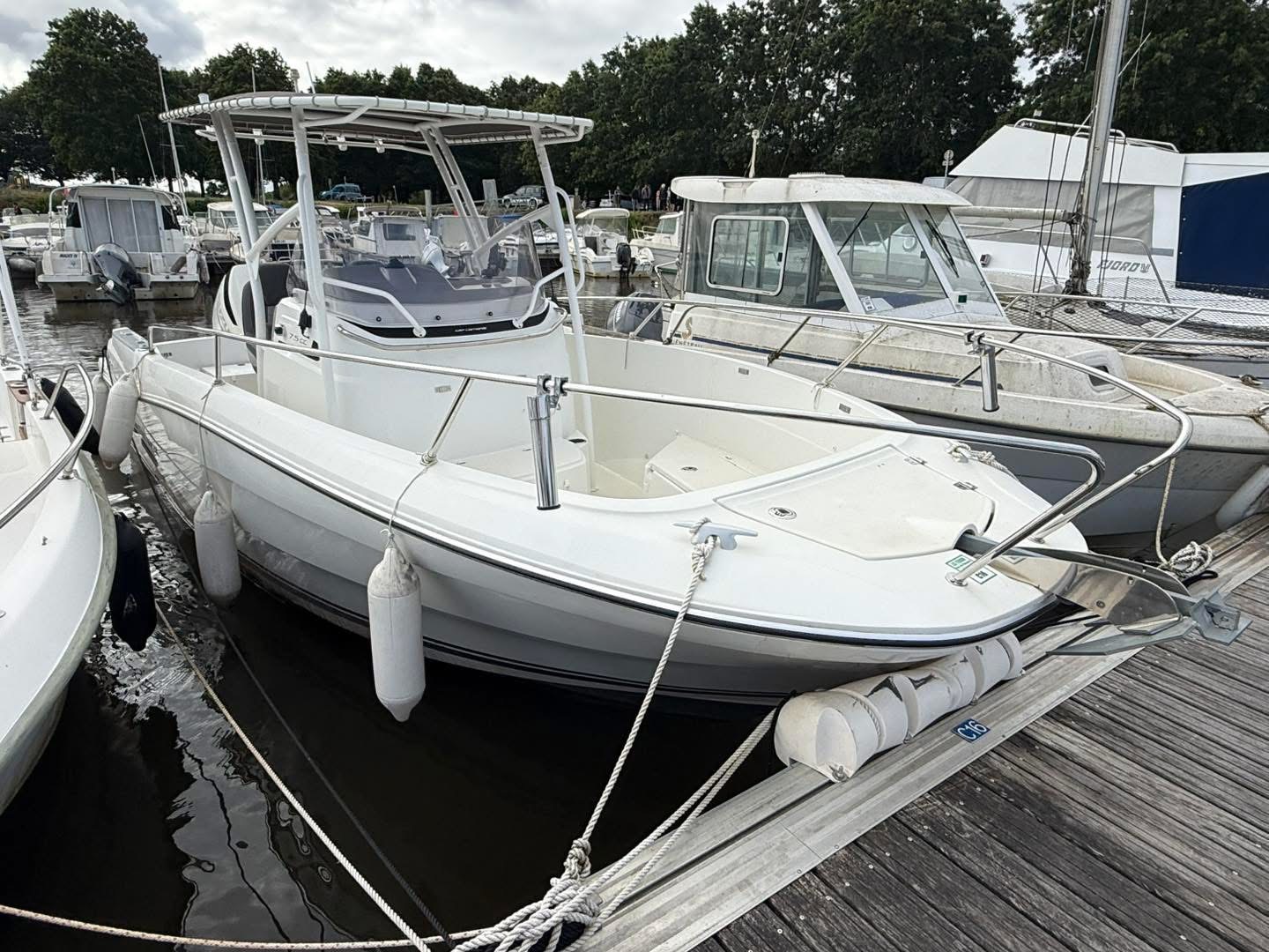 Jeanneau Cap camarat 7.5 CC · 2019 en venta en Otra zona — foto 2