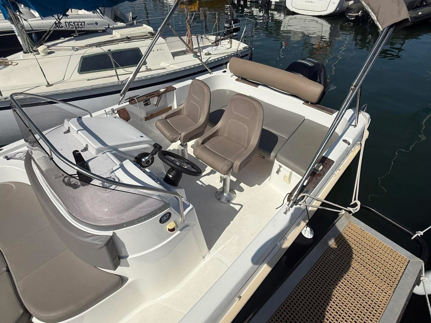 B2 Marine Cap Ferret 652 Open · 2014 en venta en Otra zona — foto 9
