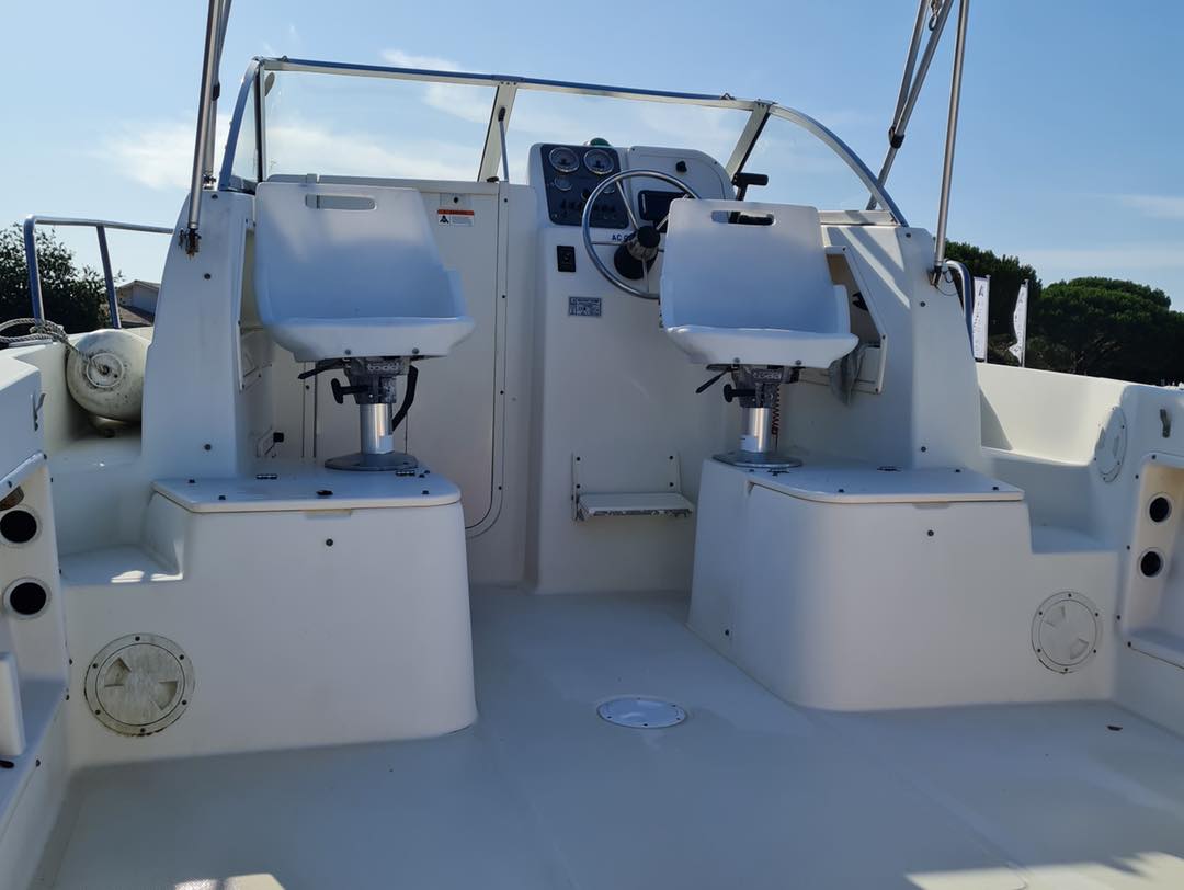 Glastron Sport Fisherman 213 WA · 2004 zu verkaufen – Andere Region — Foto 3