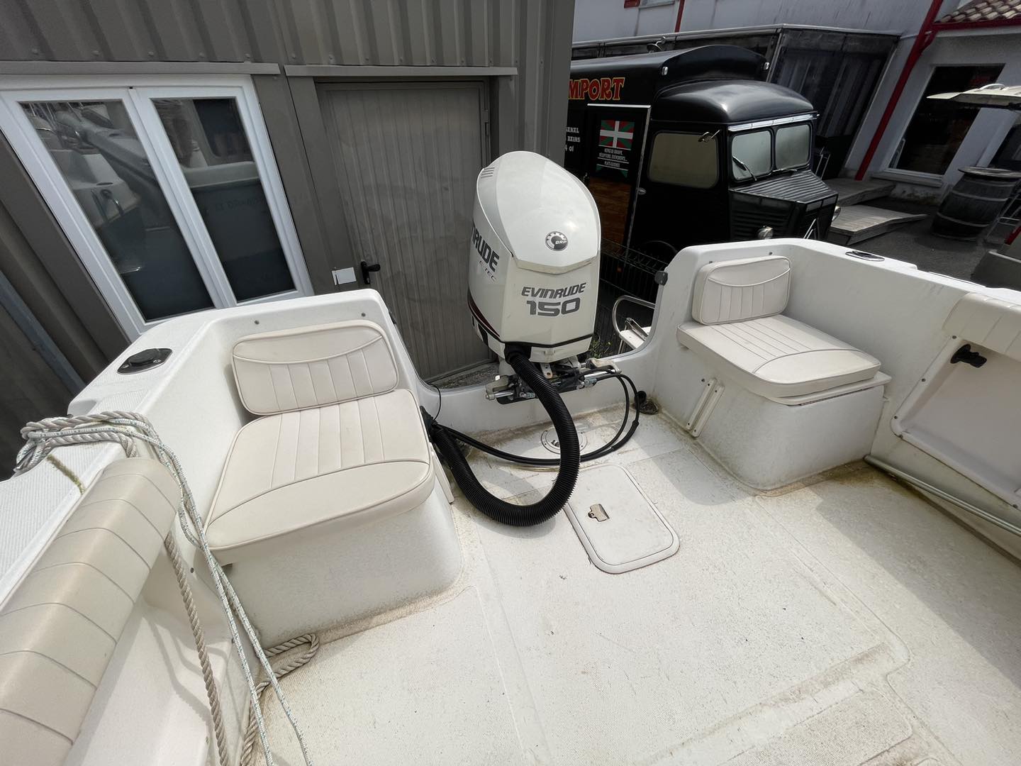 Glastron Sport Fisherman 213 WA · 2004 zu verkaufen – Andere Region — Foto 6