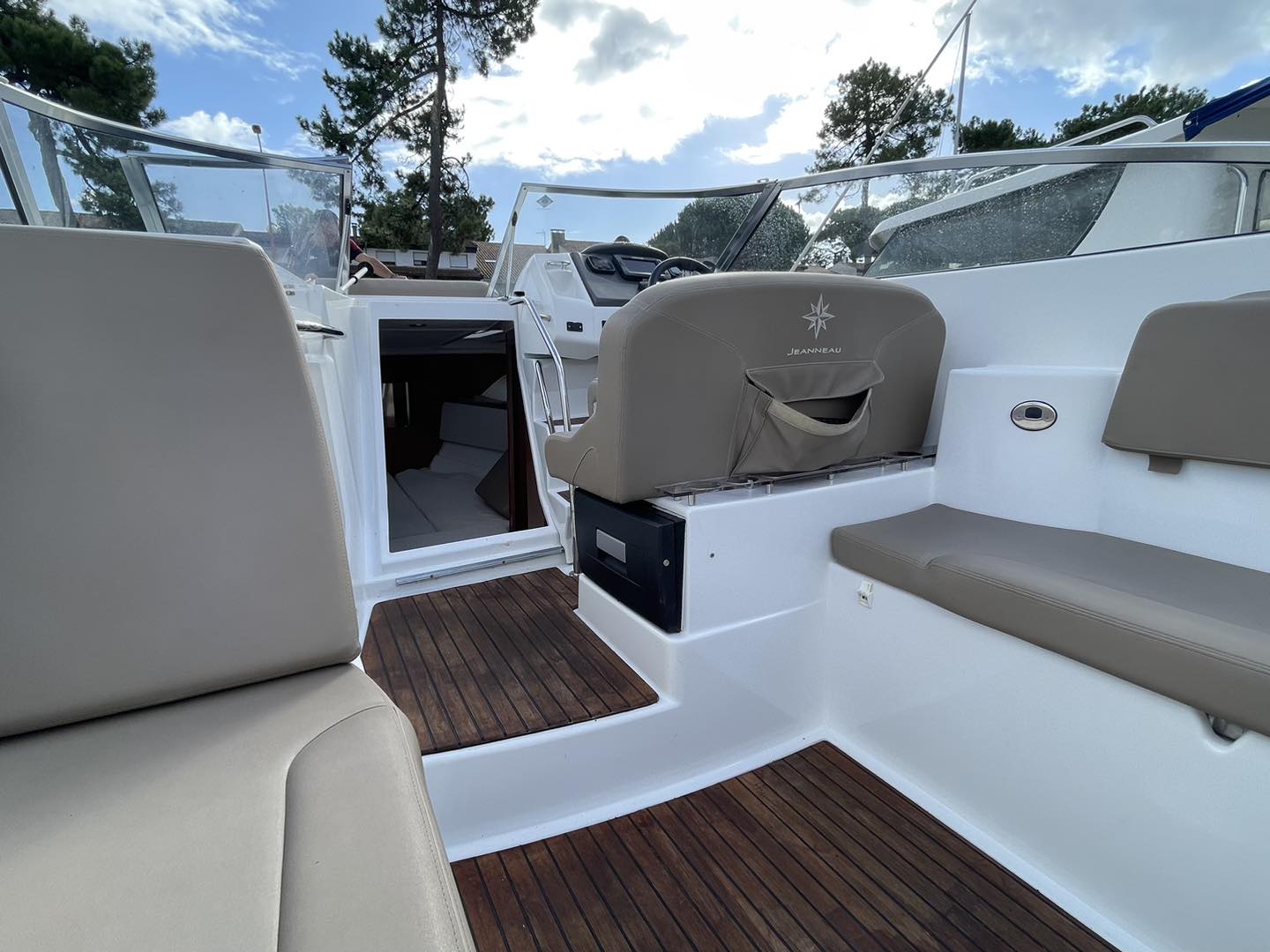 Jeanneau Cap Camarat 7.5 DC · 2014 en venta en Otra zona — foto 10