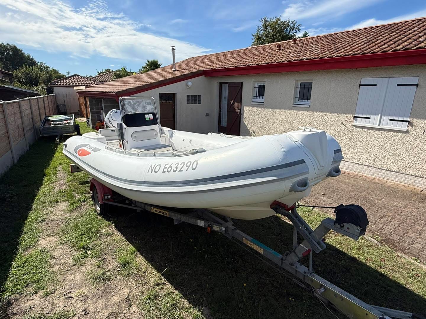 Selva D 500 · 2011 en venta en Otra zona — foto 10
