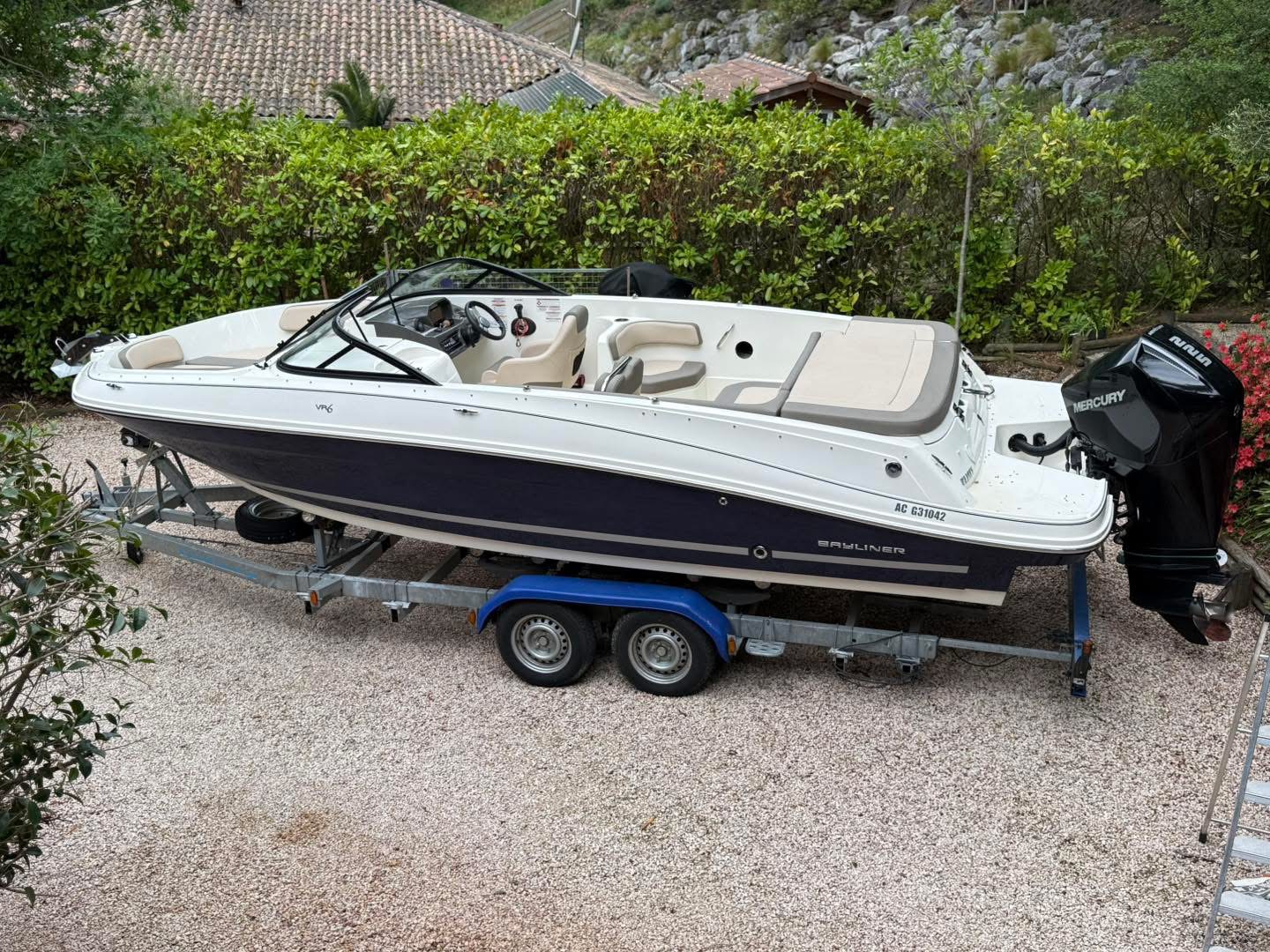 Bayliner VR6 OB · 2020 in vendita in Altra zona — foto 5
