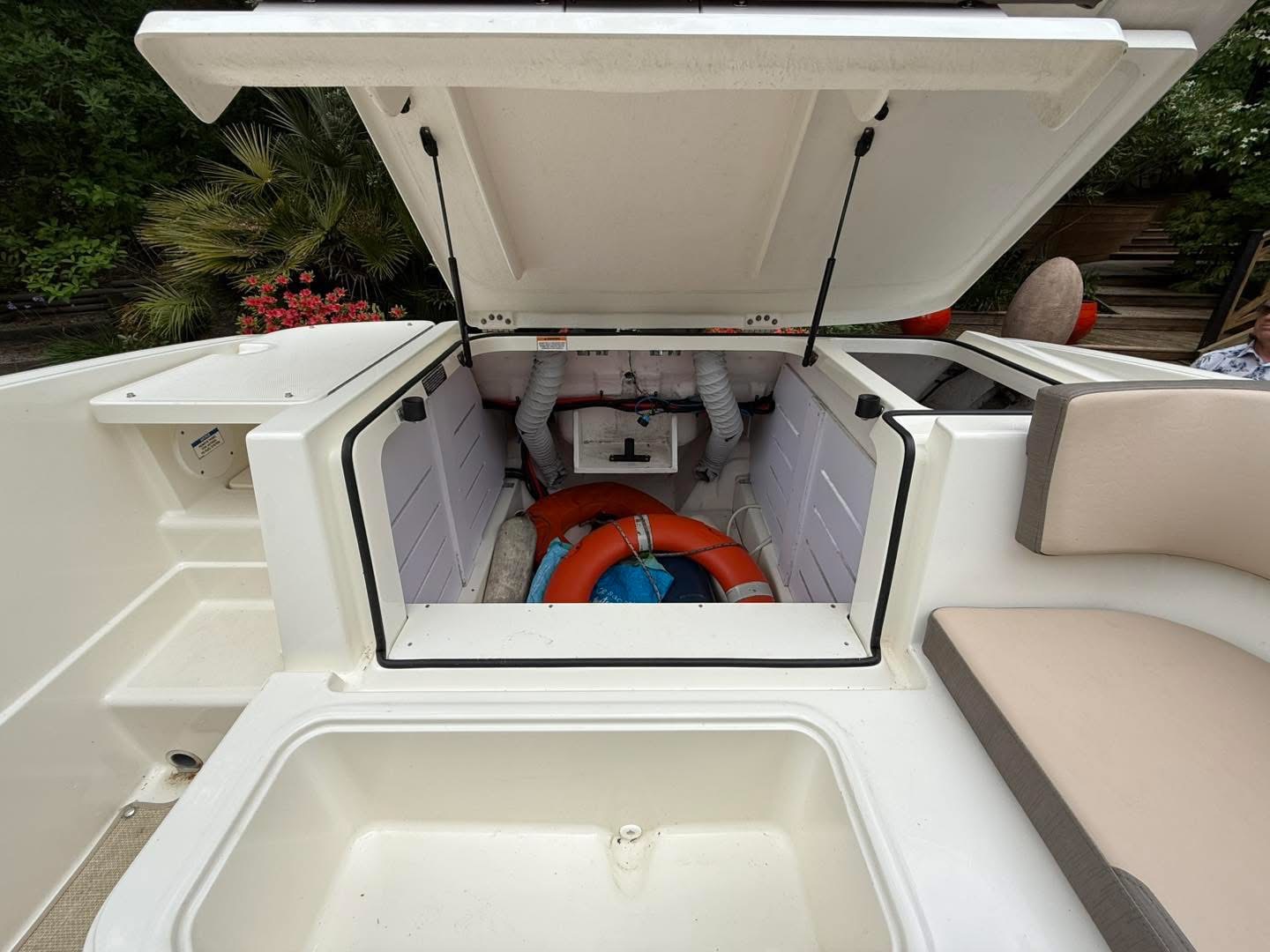 Bayliner VR6 OB · 2020 in vendita in Altra zona — foto 7