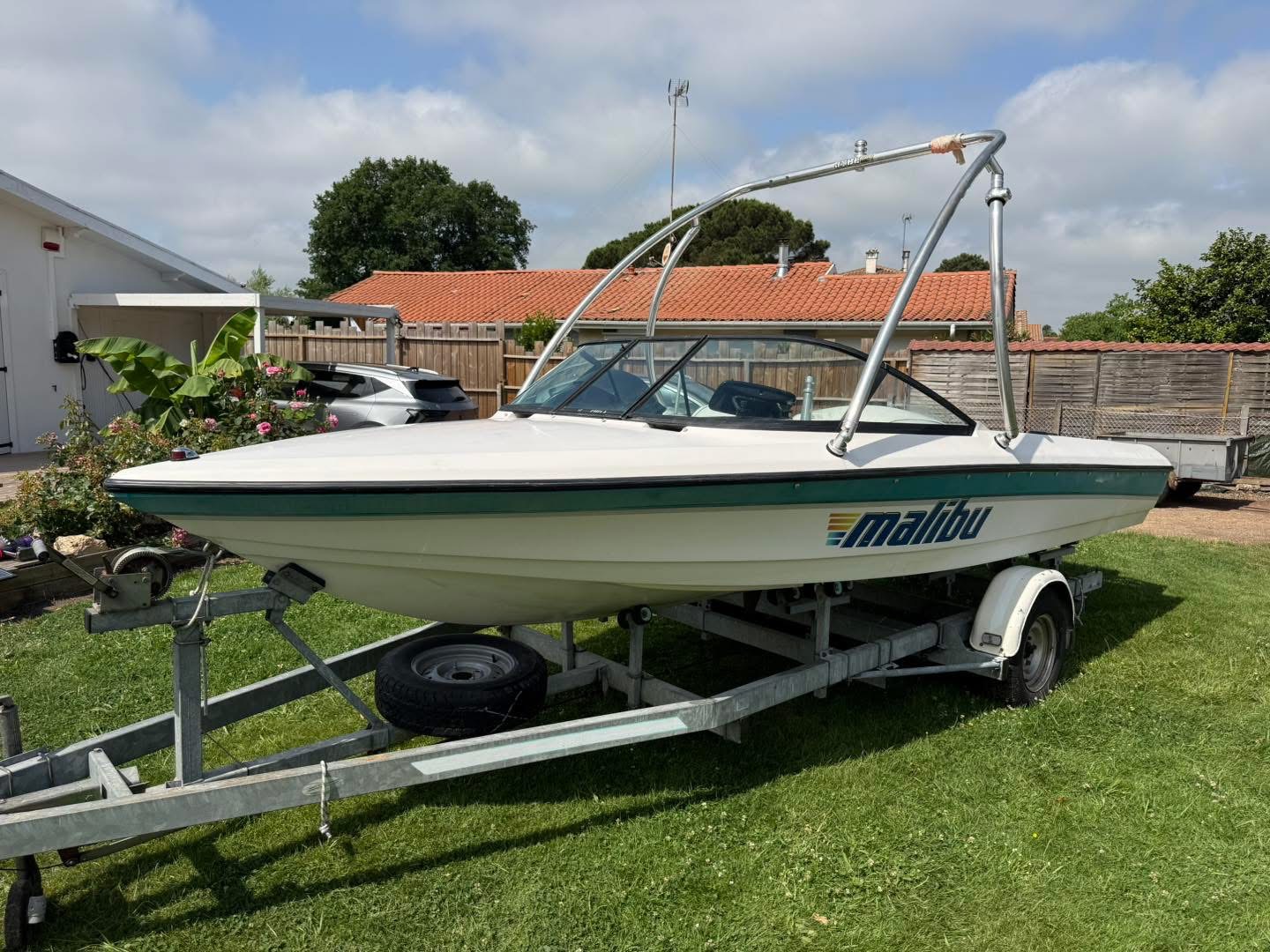Malibu Response · 1997 for sale in Other area — photo 2