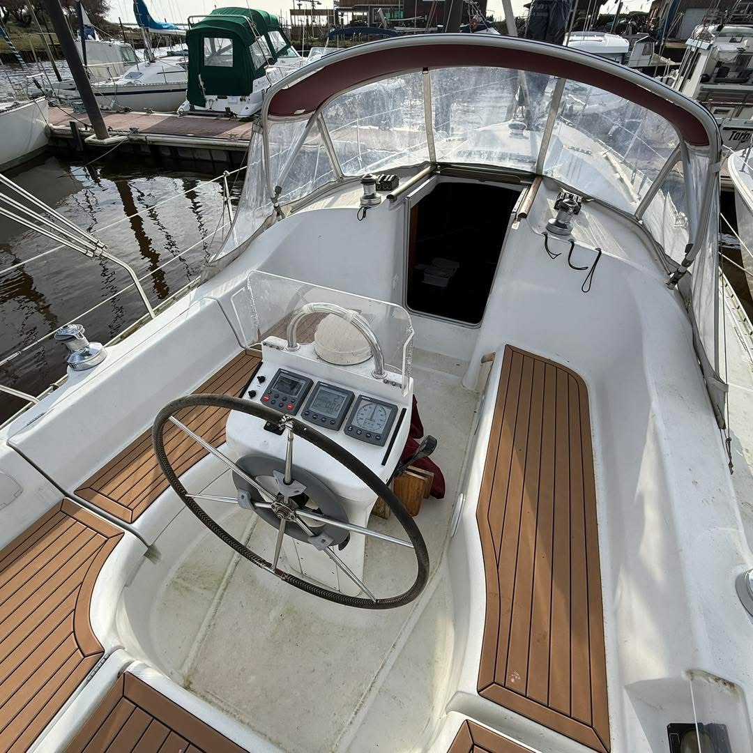 Beneteau Oceanis 331 · 2002 à vendre – Autre zone — photo 5