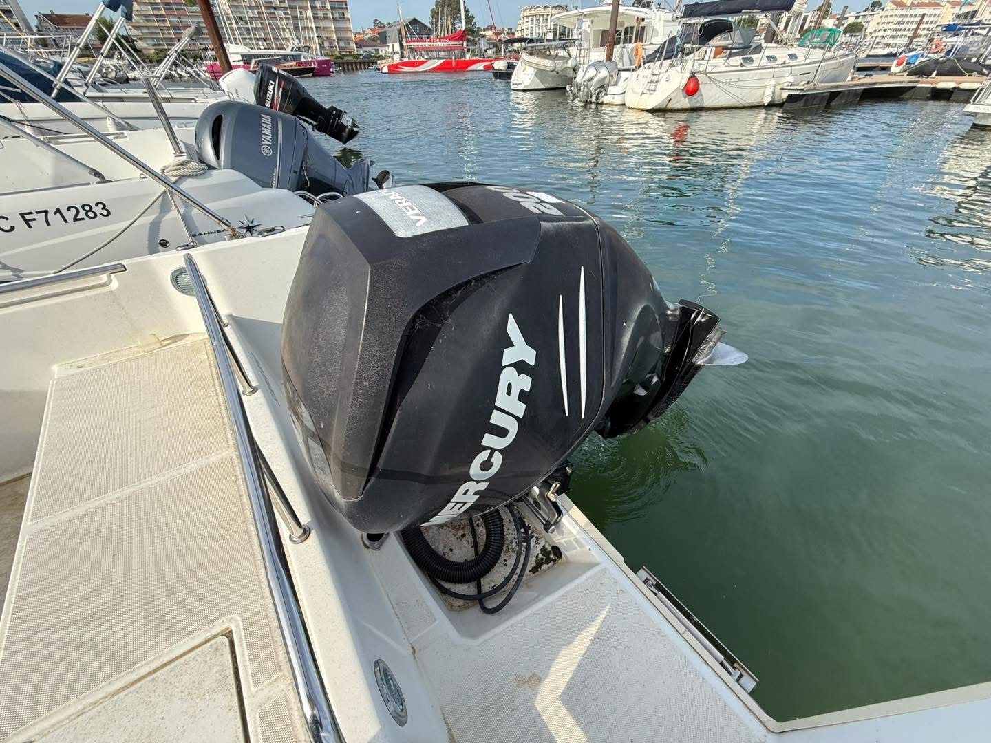 Kelt Marine White Shark 228 · 2008 in vendita in Altra zona — foto 6