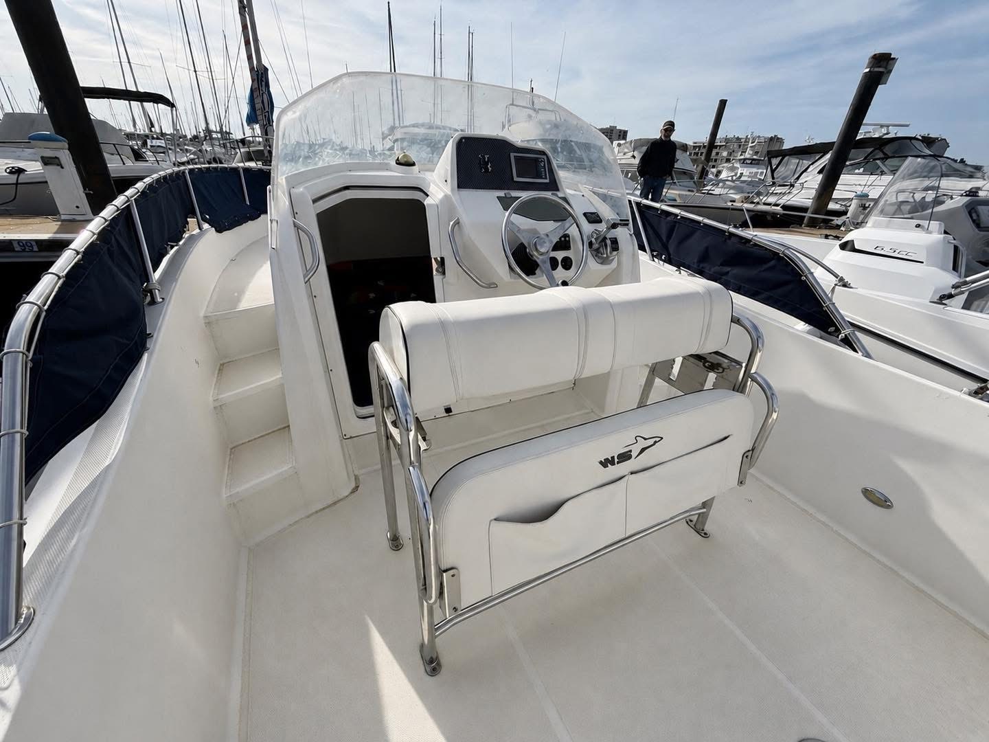 Kelt Marine White Shark 228 · 2008 in vendita in Altra zona — foto 9