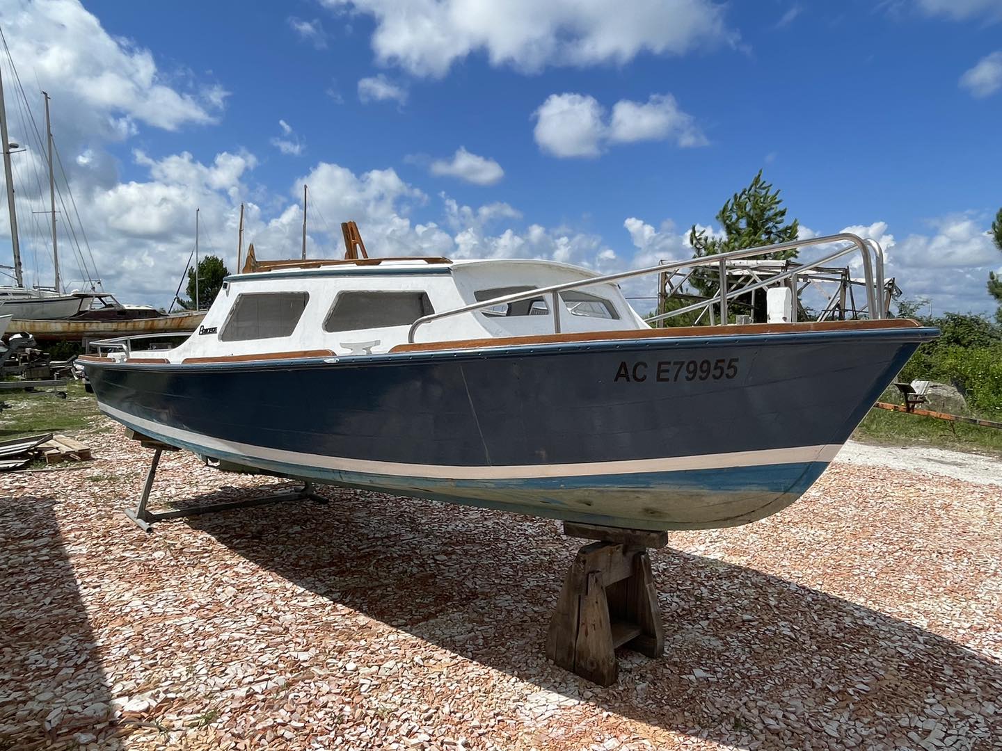 Pradère Vedette · 1970 en venta en Otra zona — foto 1