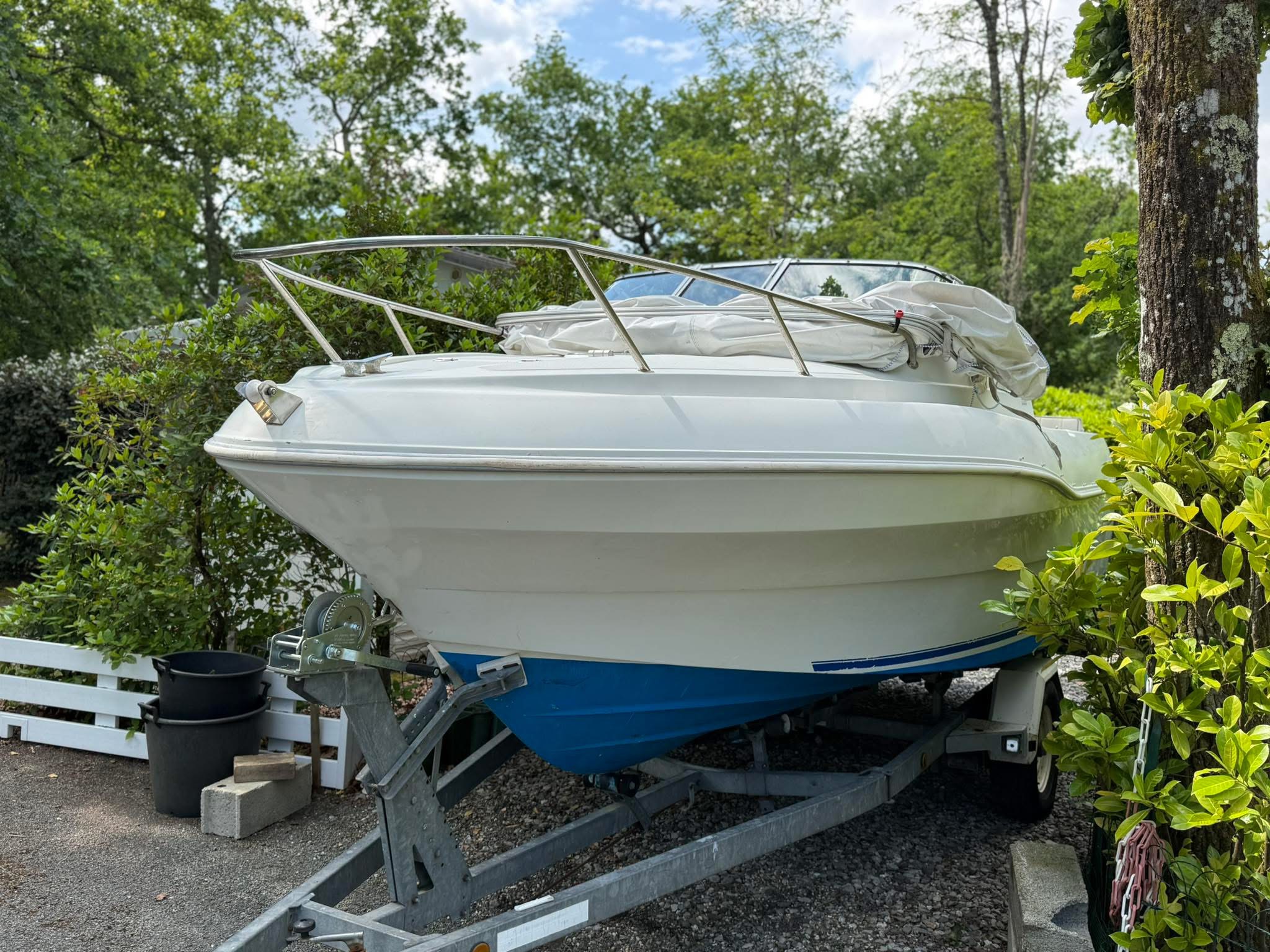 Quicksilver 590 cruiser · 1998 en venta en Otra zona — foto 2