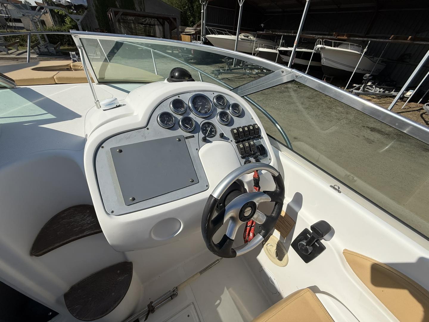 Sessa Marine Islamorada 23 · 2005 zu verkaufen – Andere Region — Foto 6