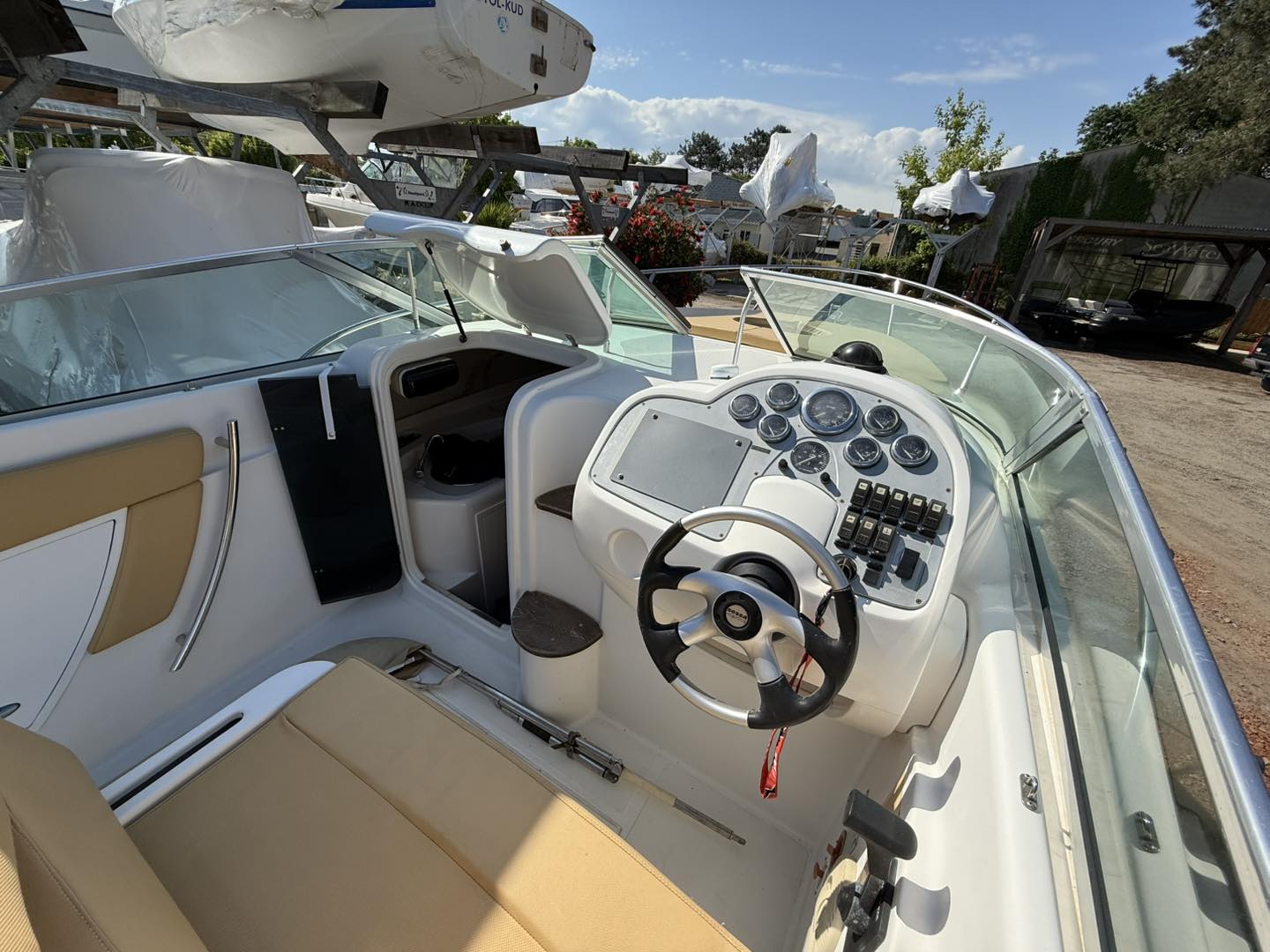 Sessa Marine Islamorada 23 · 2005 zu verkaufen – Andere Region — Foto 8