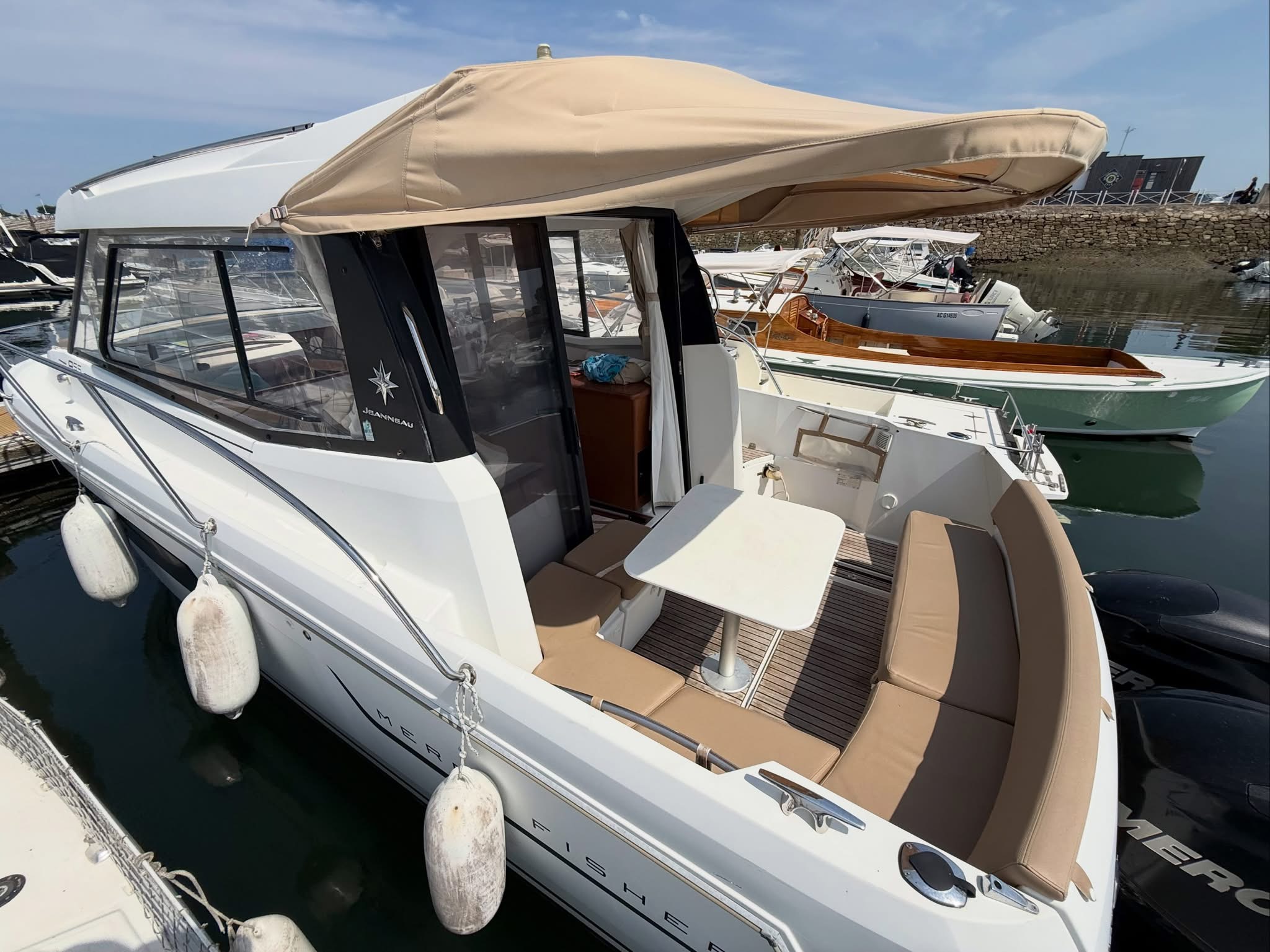 Jeanneau Merry Fisher 855 · 2013 in vendita in Altra zona — foto 2