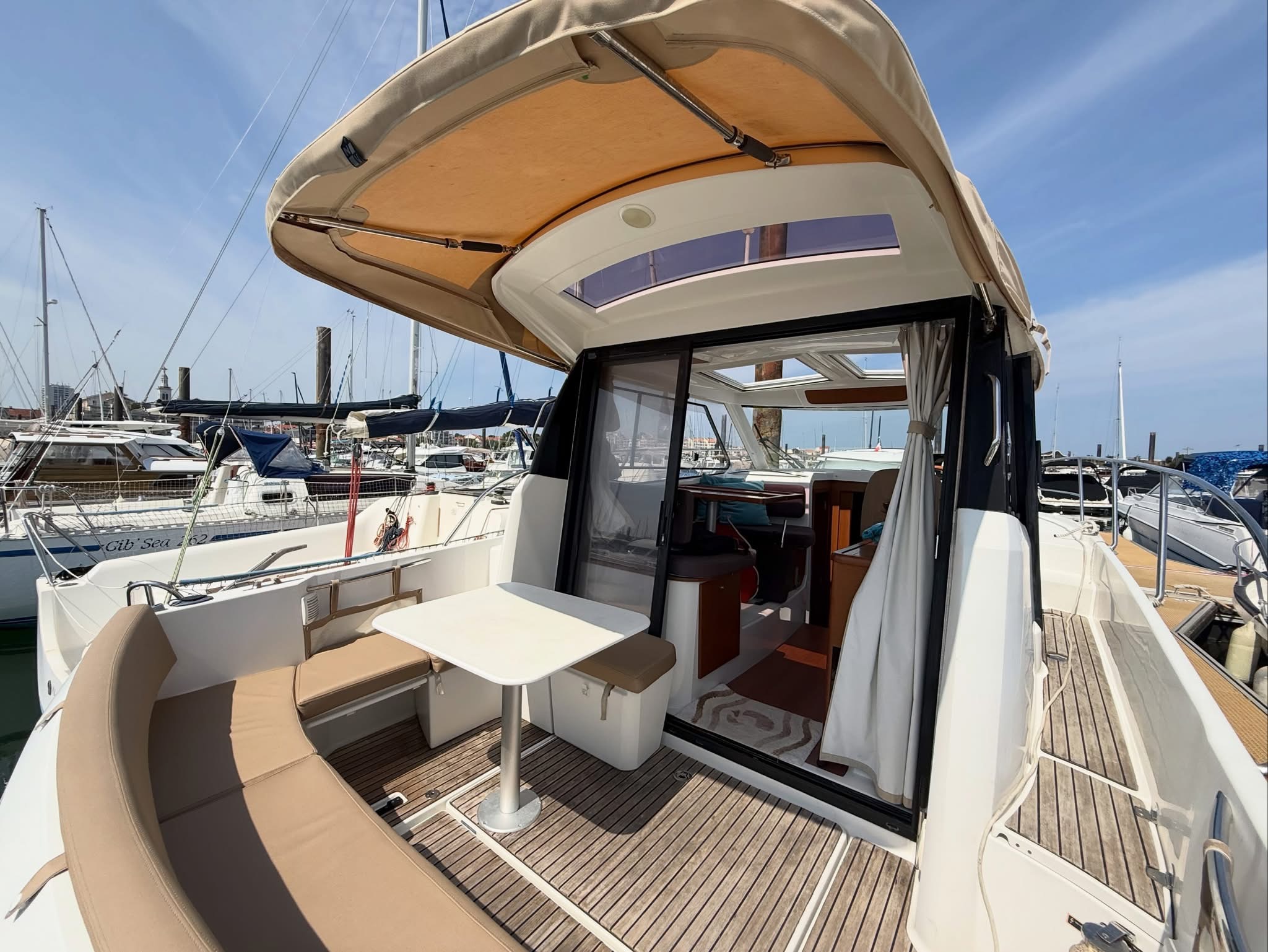 Jeanneau Merry Fisher 855 · 2013 in vendita in Altra zona — foto 3