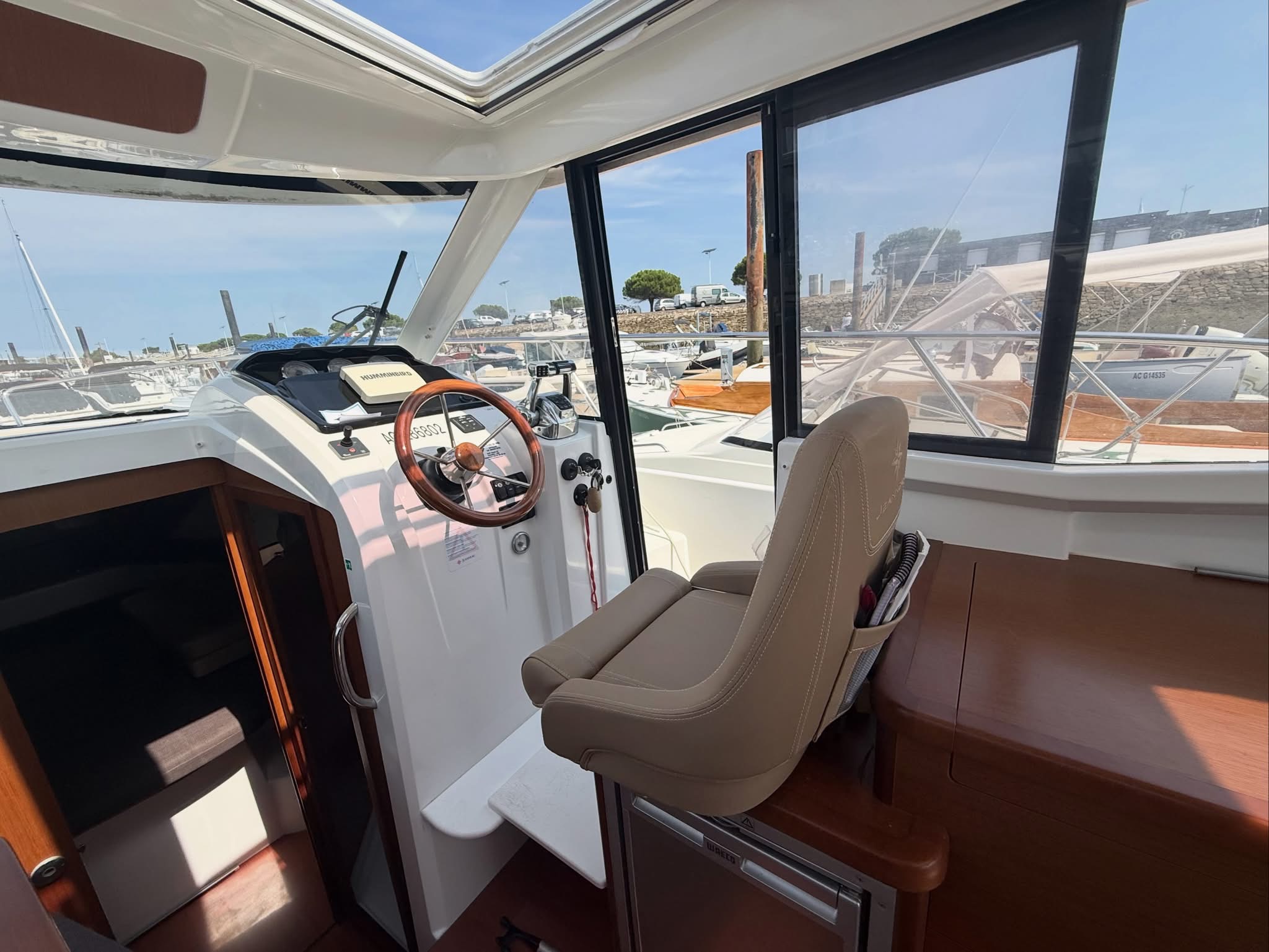 Jeanneau Merry Fisher 855 · 2013 in vendita in Altra zona — foto 10