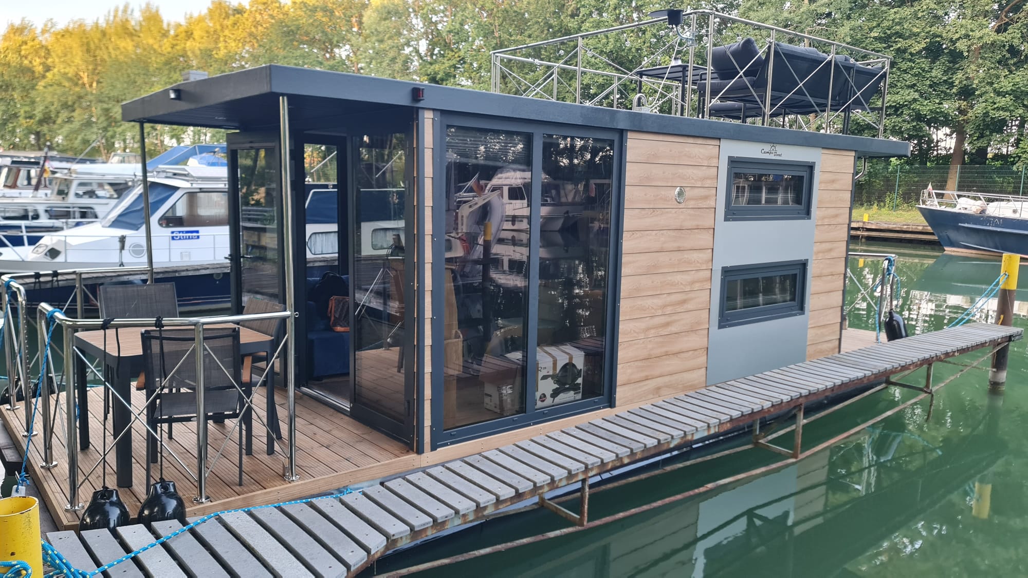 Campi New Marina 300 in vendita in Altra zona — foto 3