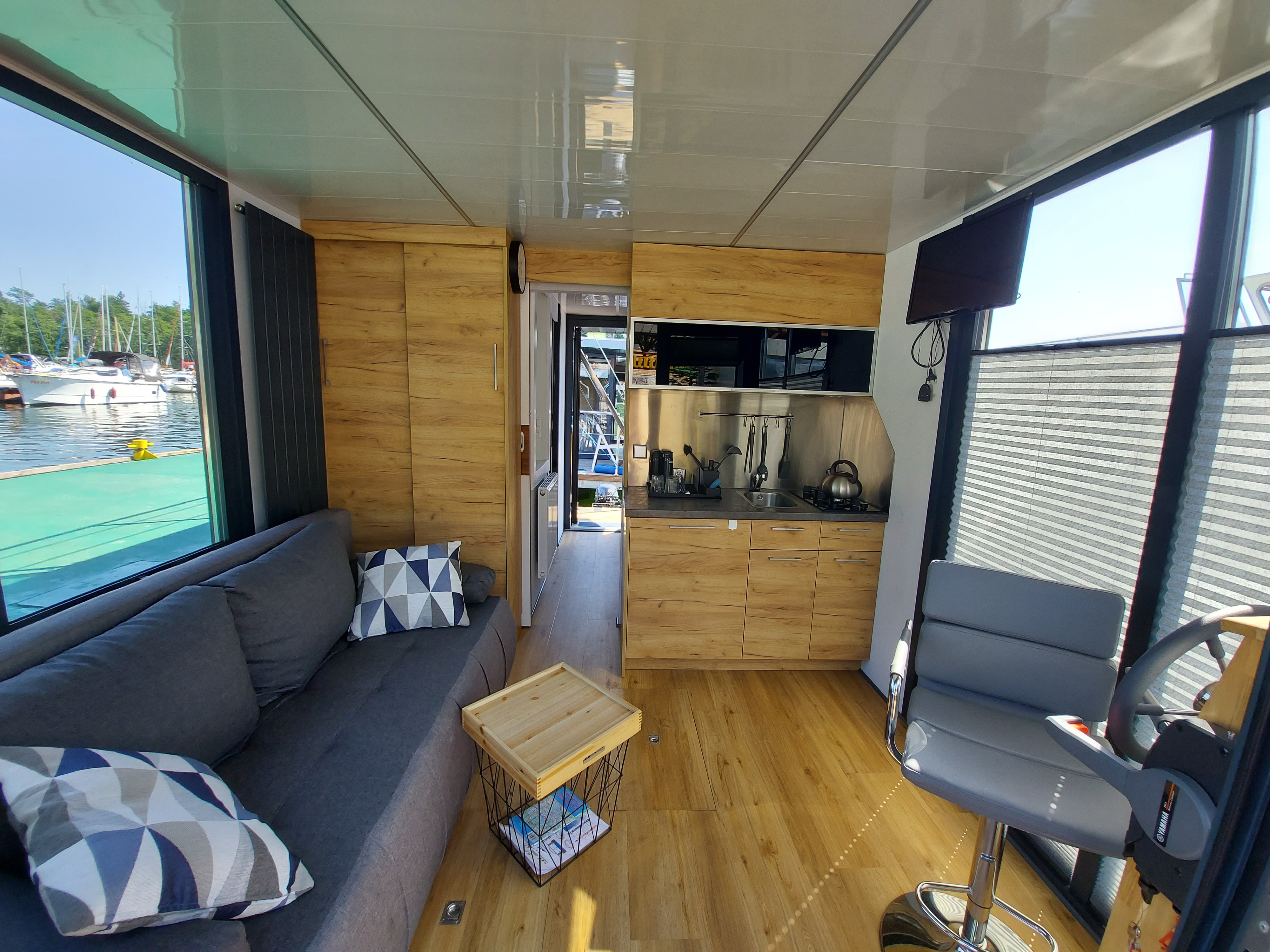 Campi New Marina 300 in vendita in Altra zona — foto 5