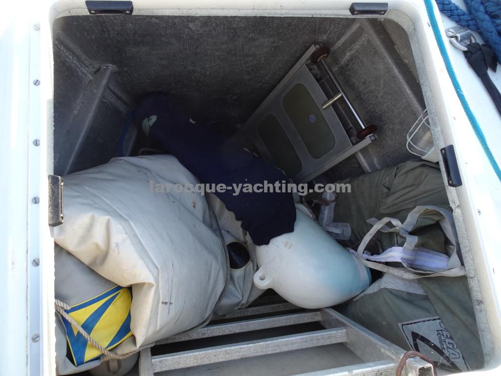 Universal Yachting 44 · 2002 in vendita in Vandea e La Rochelle — foto 9