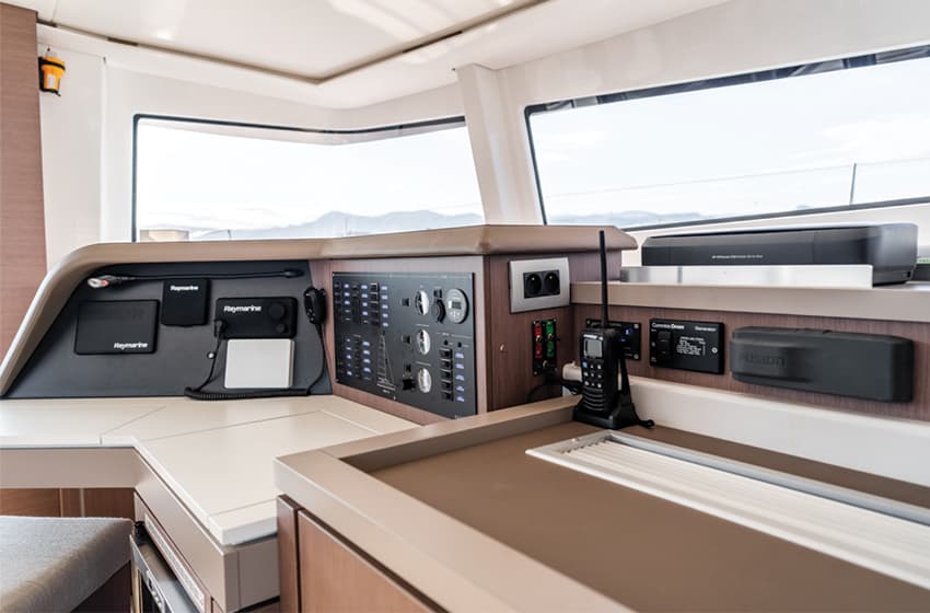 Bali 5.4 · 2021 in vendita in Costa Azzurra — foto 10