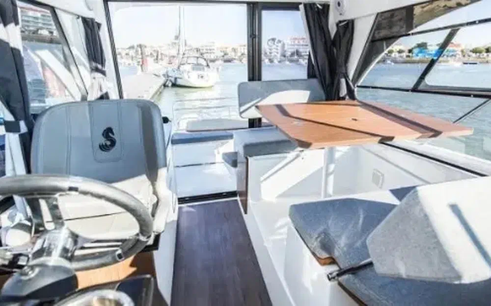 Beneteau Antares 9 OB · 2022 en venta en Bretaña — foto 5