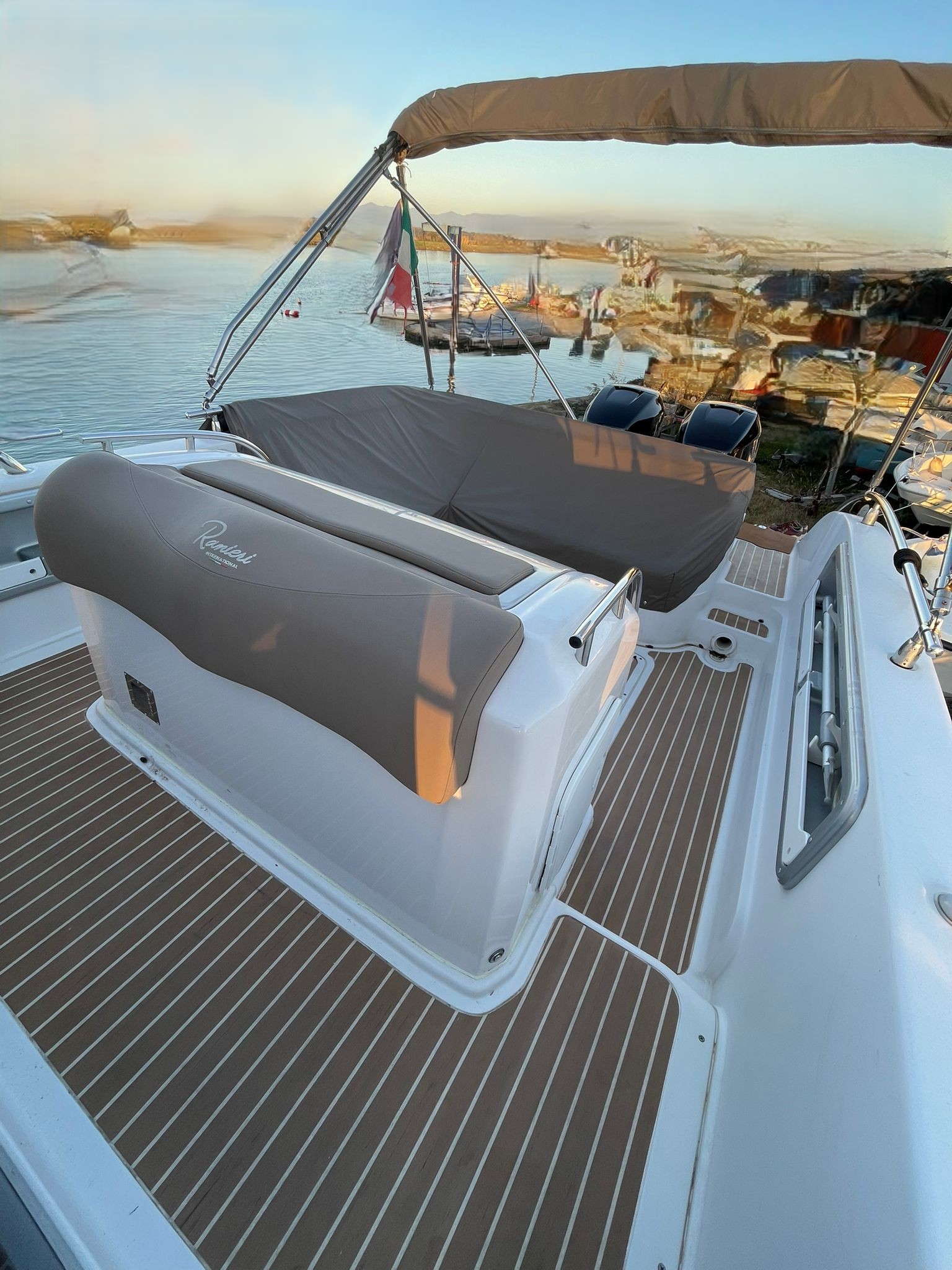 Ranieri Shadow WA 30 · 2009 en venta en Toscana (Livorno y Elba) — foto 3