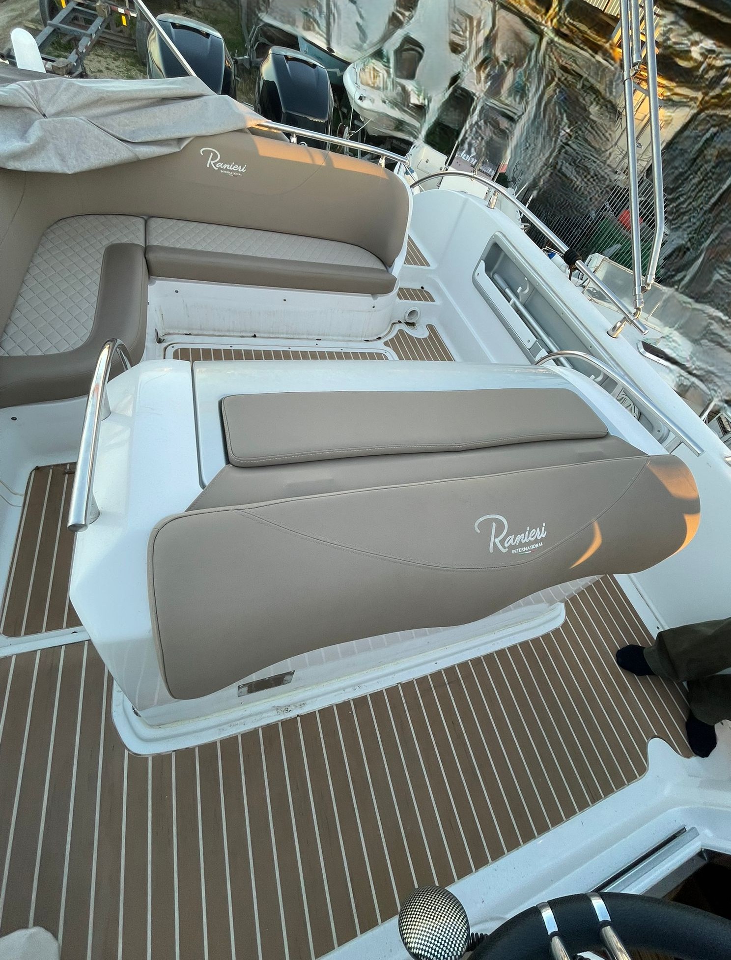 Ranieri Shadow WA 30 · 2009 en venta en Toscana (Livorno y Elba) — foto 4