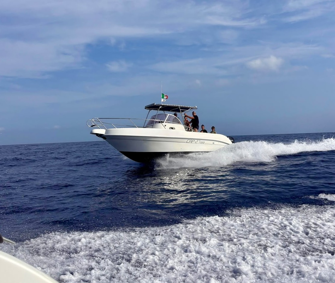 Capelli 27 WA · 2001 for sale in Tuscany (Livorno & Elba) — photo 1