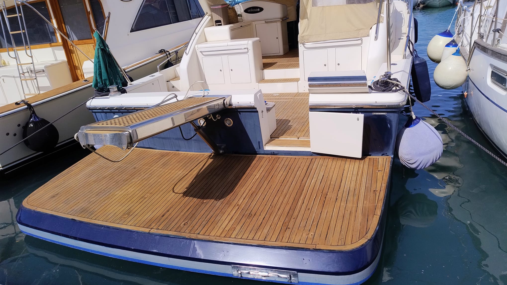 Uniesse 48 Open · 2005 à vendre – Toscane (Livourne et Elbe) — photo 3