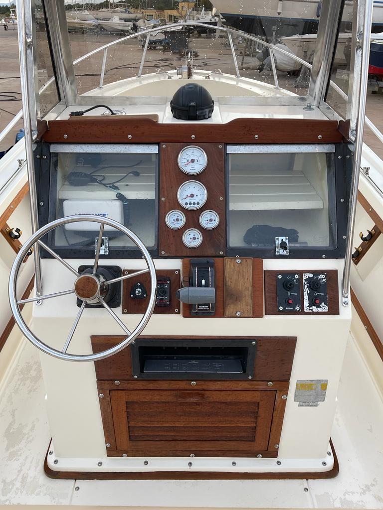 Mako 231 CC · 1991 in vendita in Toscana (Livorno ed Elba) — foto 4