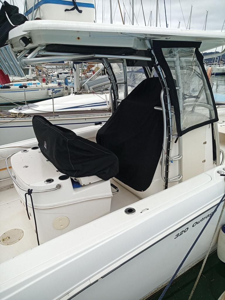 Boston Whaler 320 · 2006 zu verkaufen – Toskana (Livorno und Elba) — Foto 2