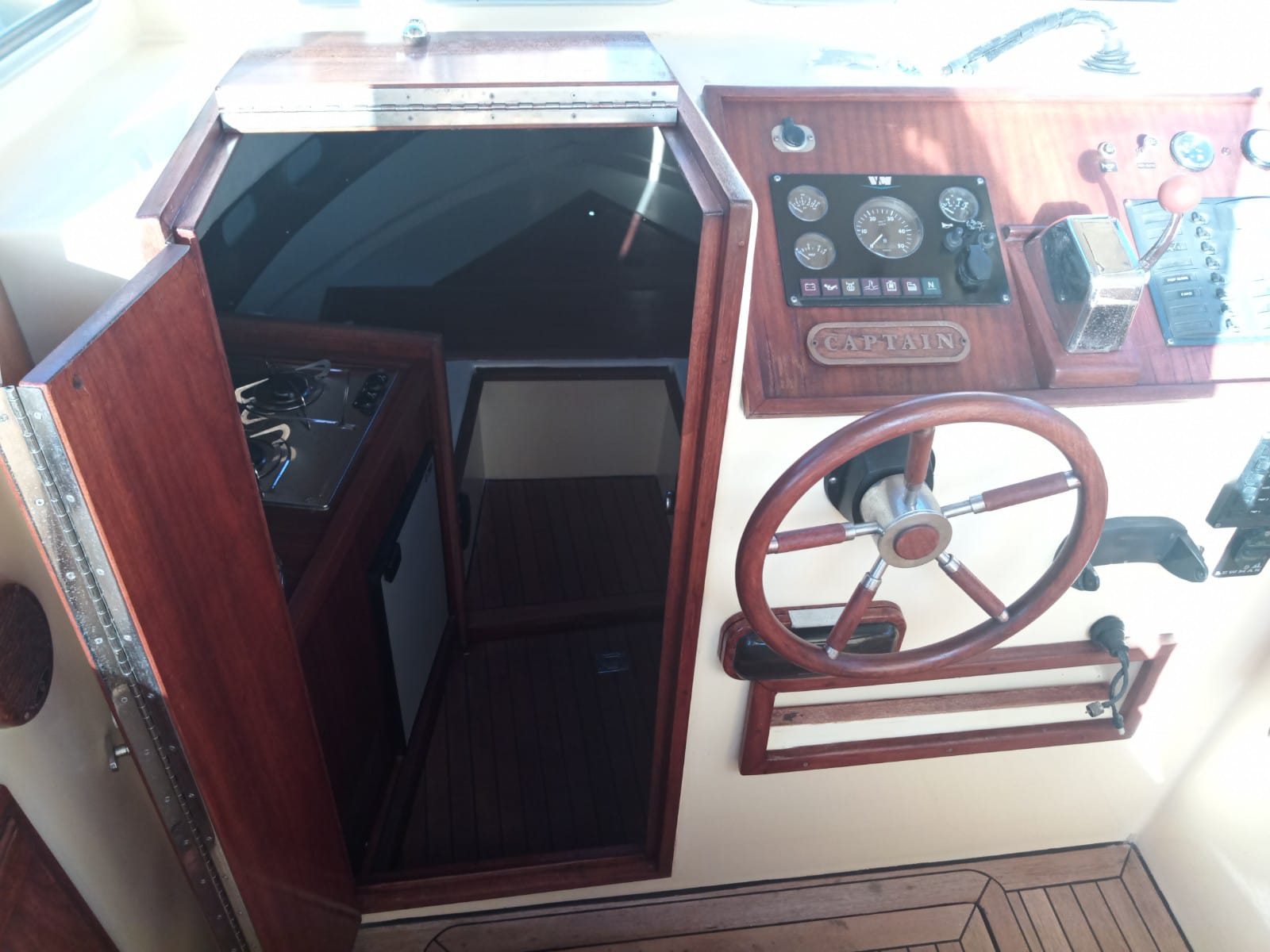 Comisa Lipari 22 · 1988 for sale in Tuscany (Livorno & Elba) — photo 4