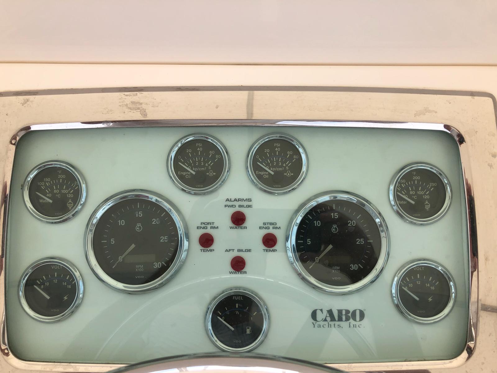 Cabo 35 Fly · 2001 zu verkaufen – Toskana (Livorno und Elba) — Foto 5