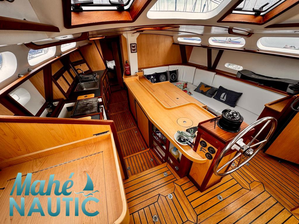 JFA 46 · 2012 for sale in Brittany — photo 2