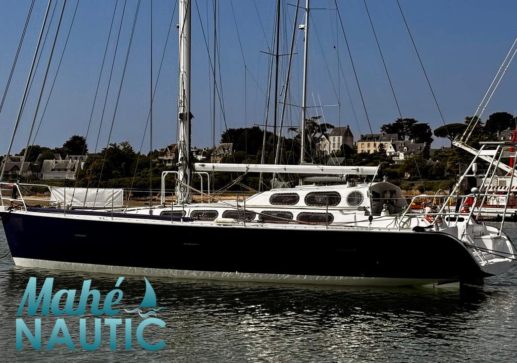 JFA 46 · 2012 for sale in Brittany — photo 4