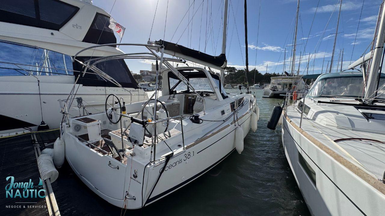 Beneteau Oceanis 38.1 · 2018 for sale in Vendée & La Rochelle — photo 2