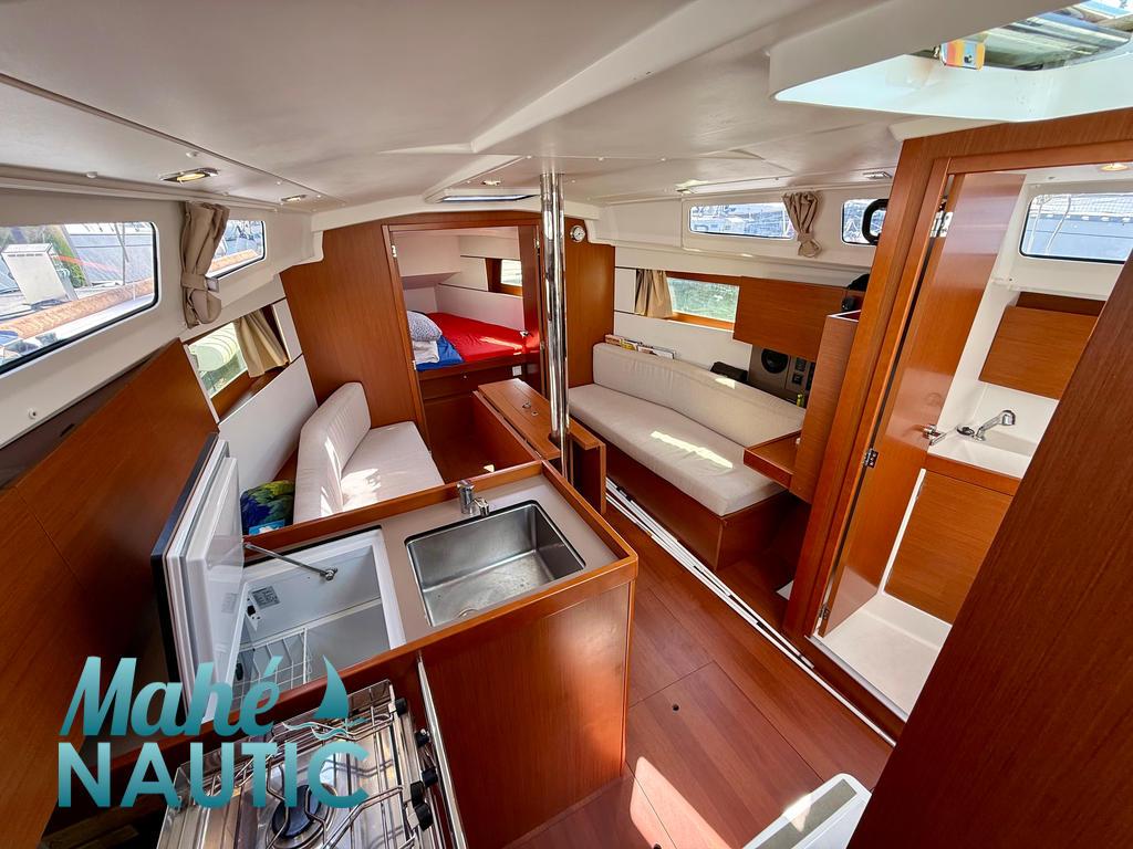 Beneteau Oceanis 35,1 · 2019 in vendita in Bretagna — foto 2