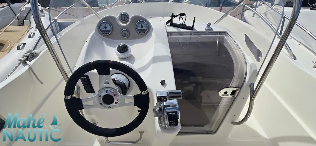 Quicksilver Commander 635 · 2010 en venta en Bretaña — foto 5
