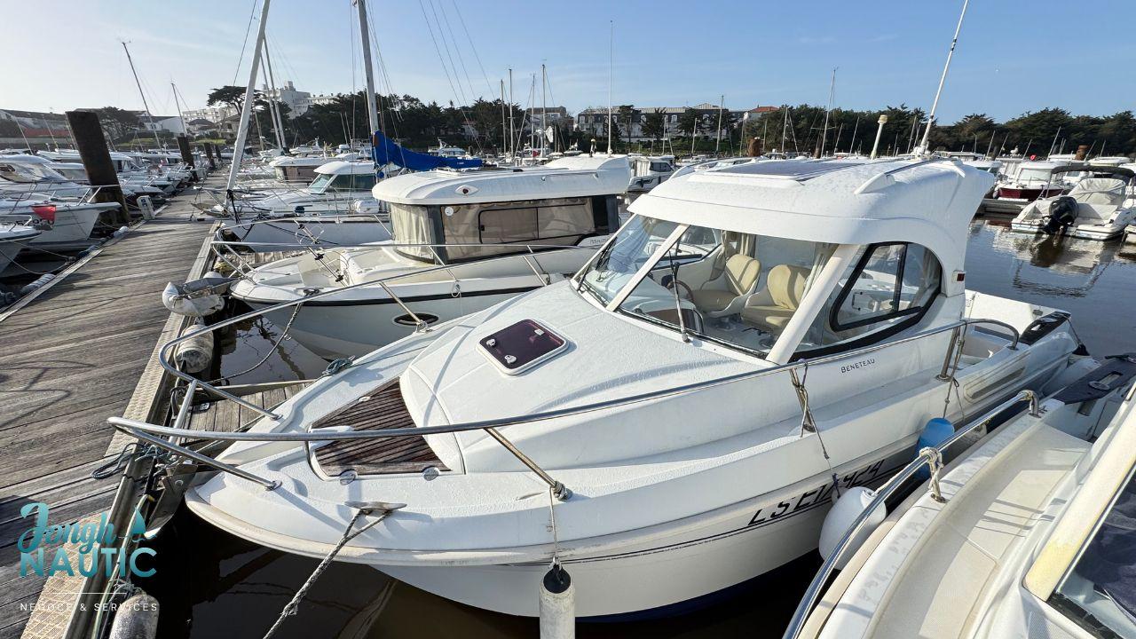 Beneteau Antares 7 · 2010 in vendita in Vandea e La Rochelle — foto 2